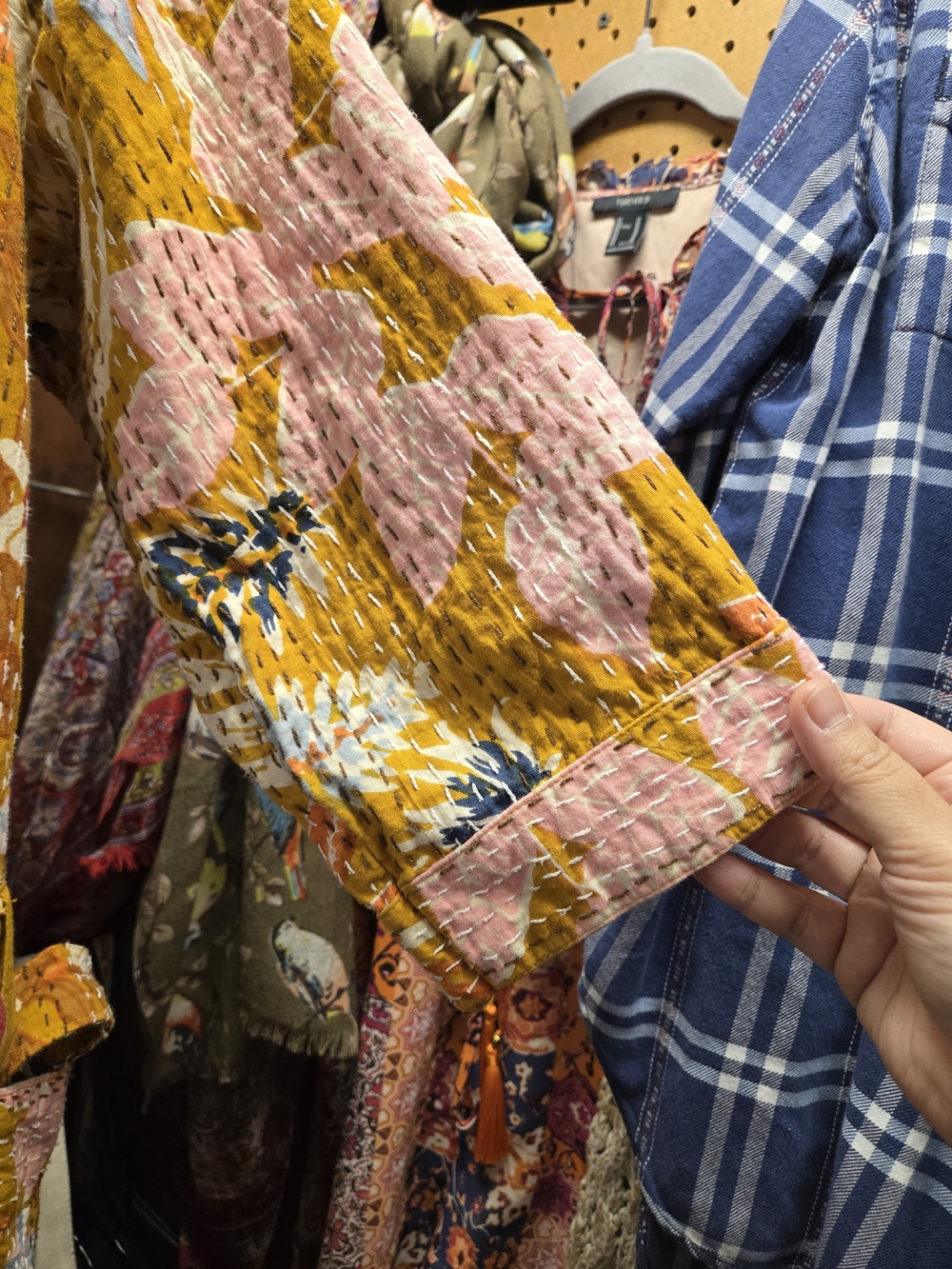 Boho Floral Kantha Kimono - Picture 7 of 8